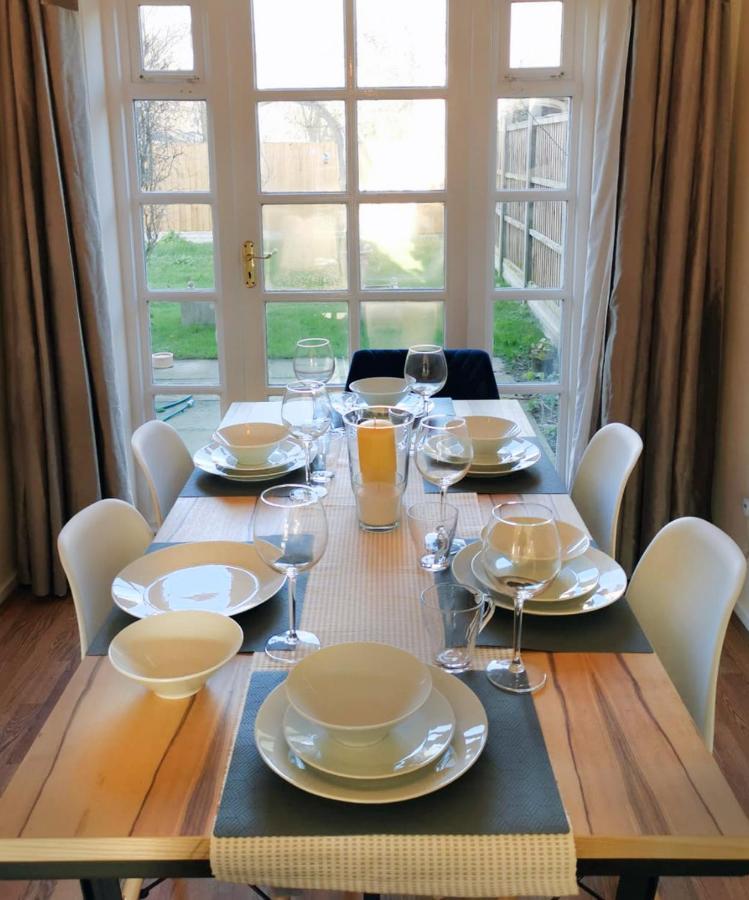 Emerald House - Spacious 3 Bed House With Ensuite Parking Gardens And Netflix Leamington Spa Exterior foto
